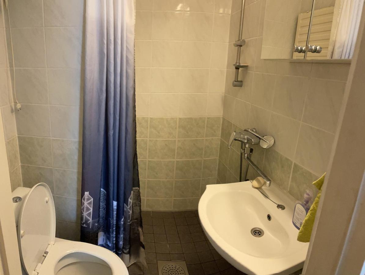 Yksio Kilometri Jokirannasta Forilta Apartment Турку Екстериор снимка